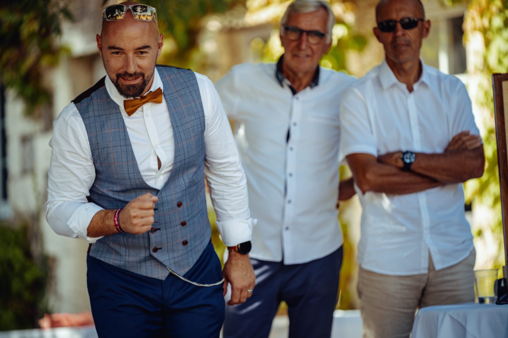 reportage photo lors du cocktail d'un mariage au domaine du Chalonge