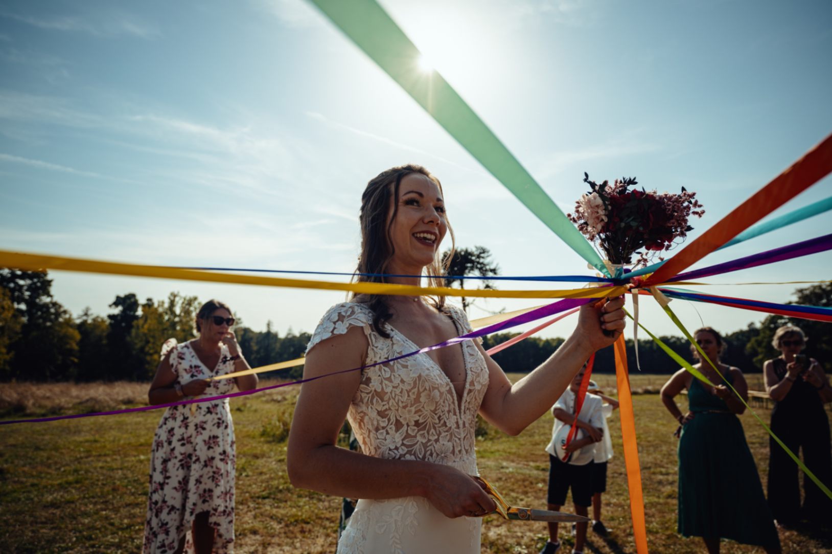 reportage photo du cocktail d'un mariage au Domaine du Chalonge