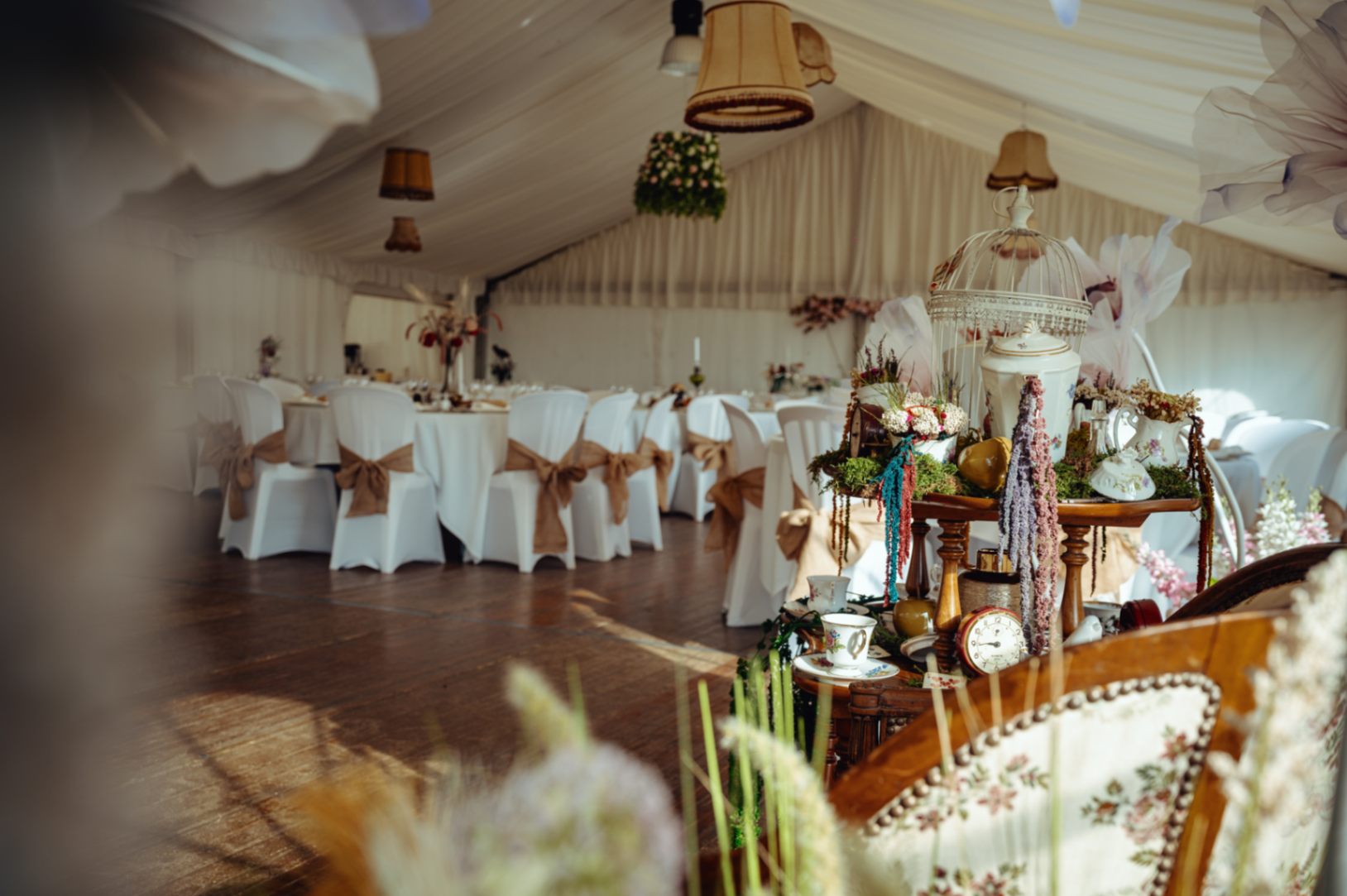 Photo de la décoration de la salle de diner